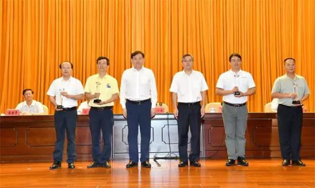 1543217736128022.jpg 微信图片_20171023151136-88a6bbca-a493-4fb1-94b8-38404a5b853c.jpg