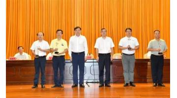 自主创新 以质取胜：博世科荣获第二届南宁市市长质量奖